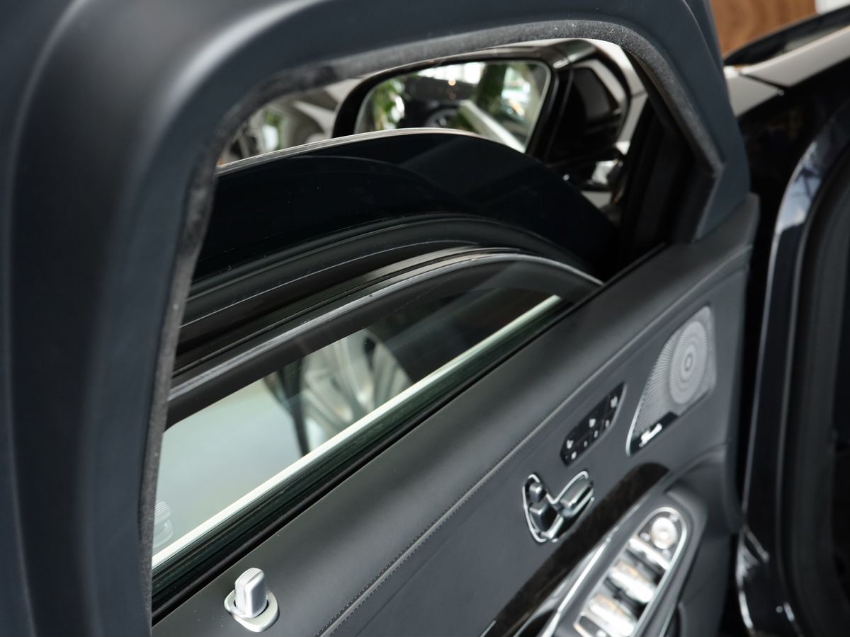 Mercedes-Benz S-Класс VI (W222, C217) Рестайлинг 600 Long Guard 6.0 AT (530 л.с.)