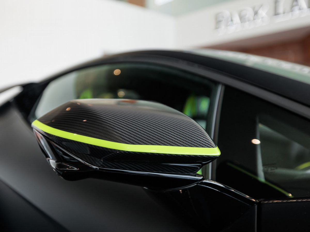 Lamborghini Revuelto 6.5hyb AMT (1015 л.с.) 4WD