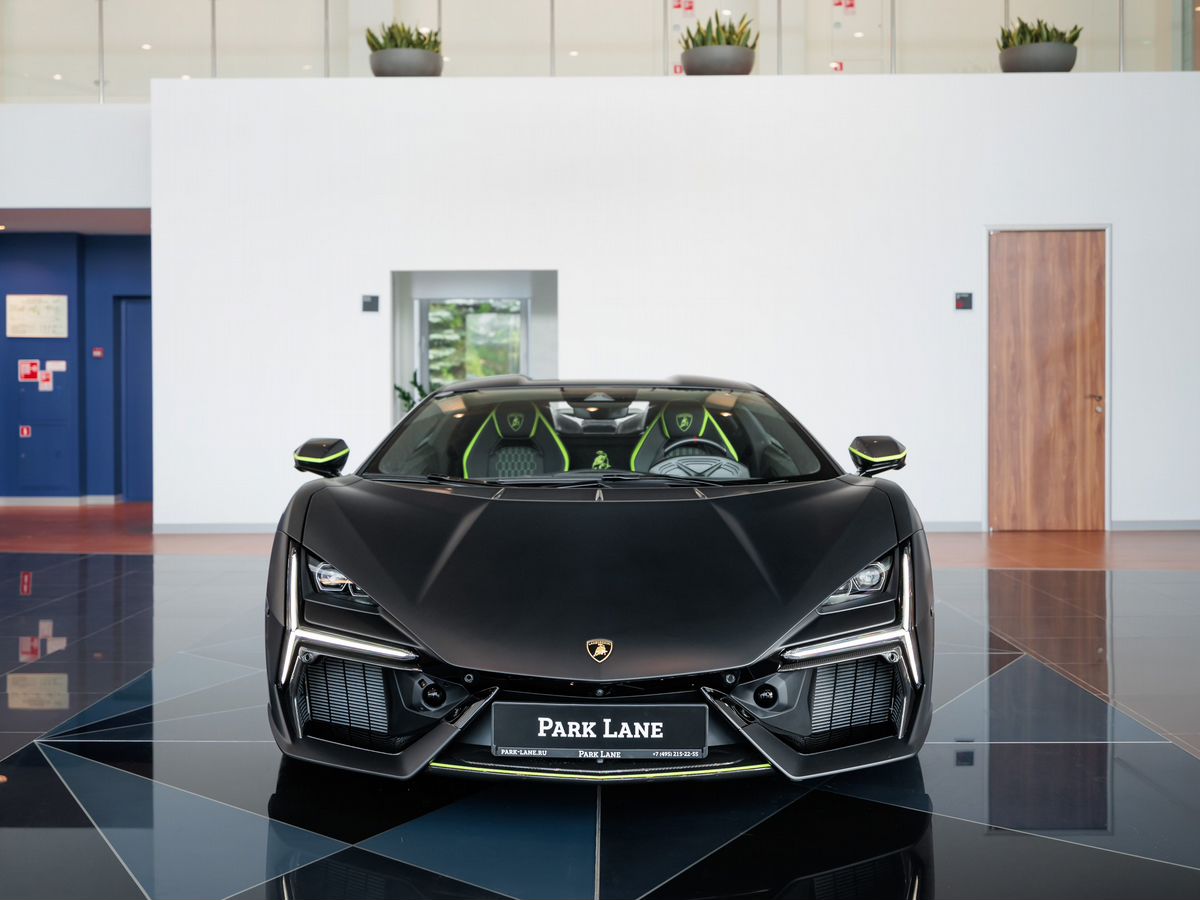 Lamborghini Revuelto 6.5hyb AMT (1015 л.с.) 4WD