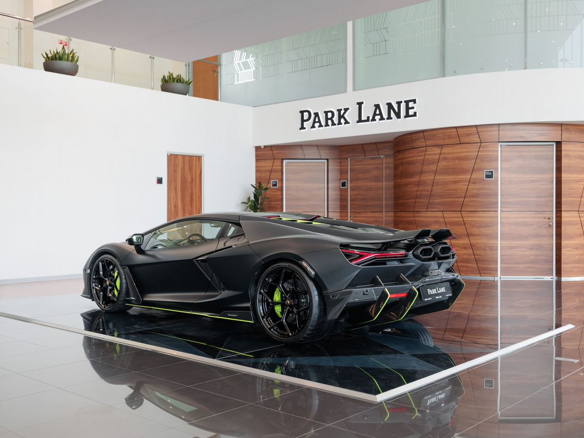 Lamborghini Revuelto 6.5hyb AMT (1015 л.с.) 4WD