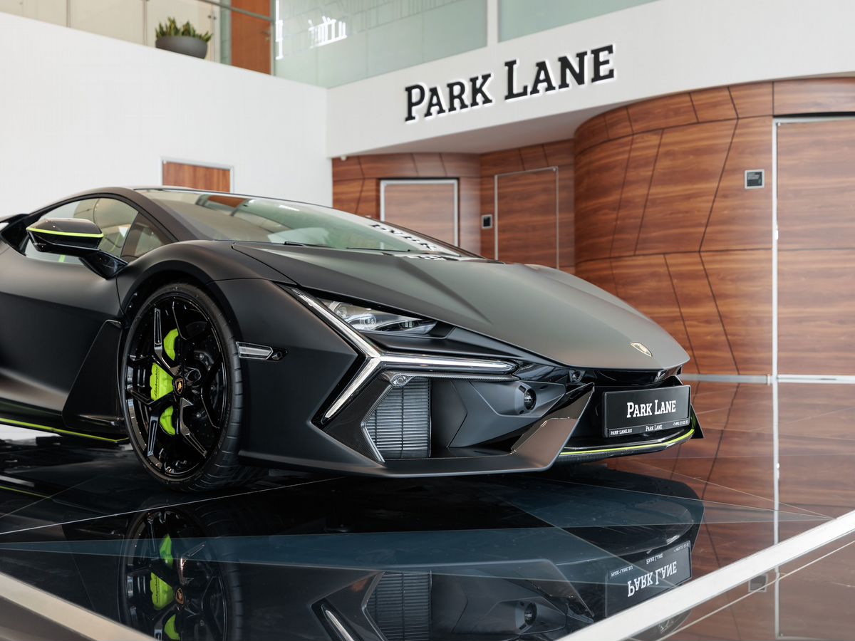 Lamborghini Revuelto 6.5hyb AMT (1015 л.с.) 4WD
