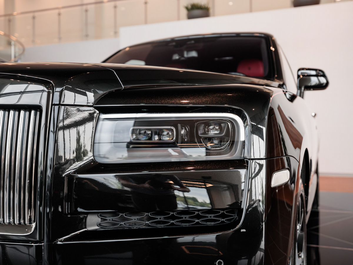 Rolls-Royce Cullinan I Black Badge 6.8 AT (600 л.с.) 4WD