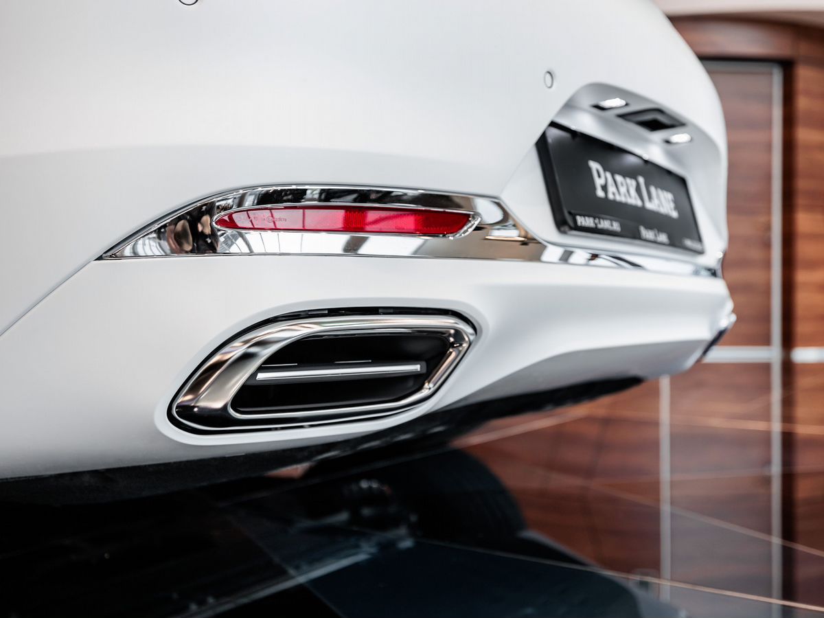 Mercedes-Benz Maybach SL 4.0 AT (585 л.с.) 4WD