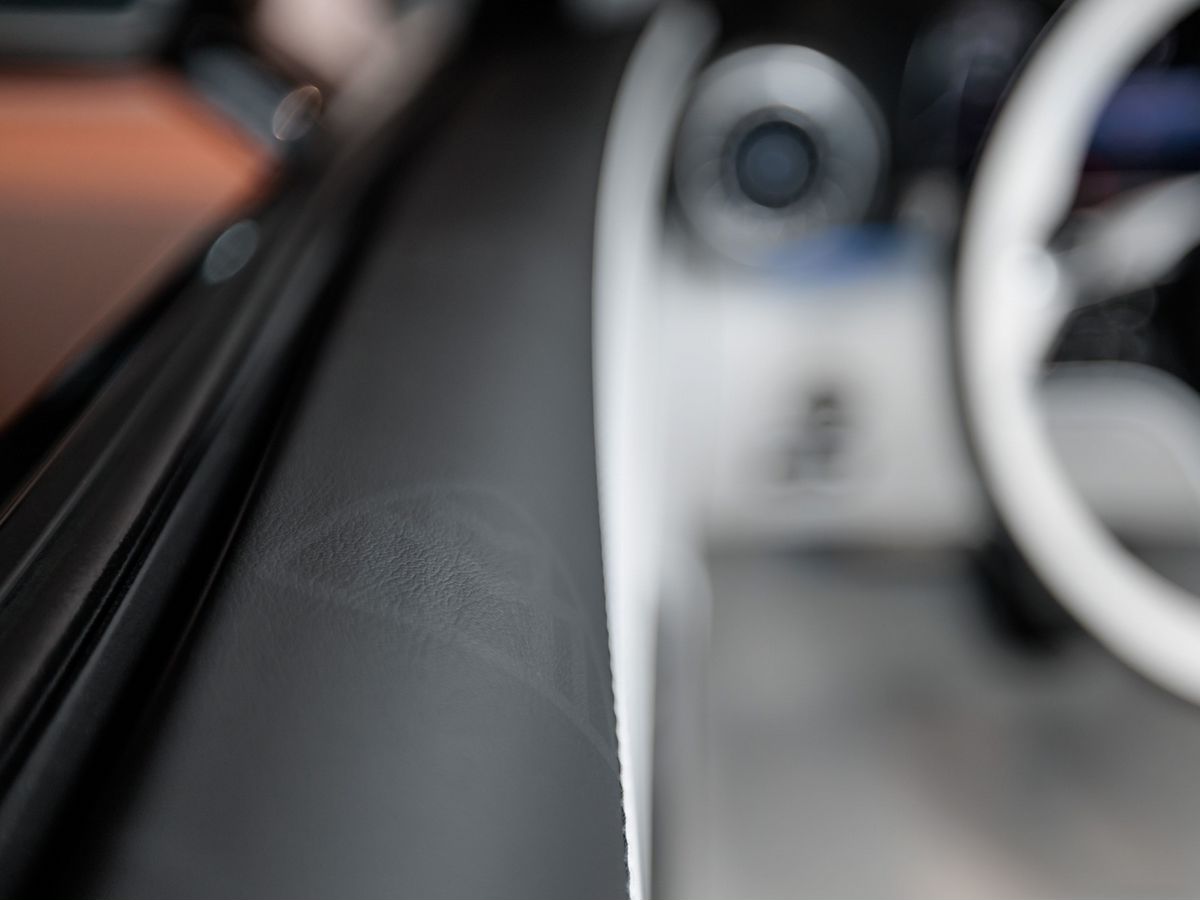 Mercedes-Benz Maybach SL 4.0 AT (585 л.с.) 4WD