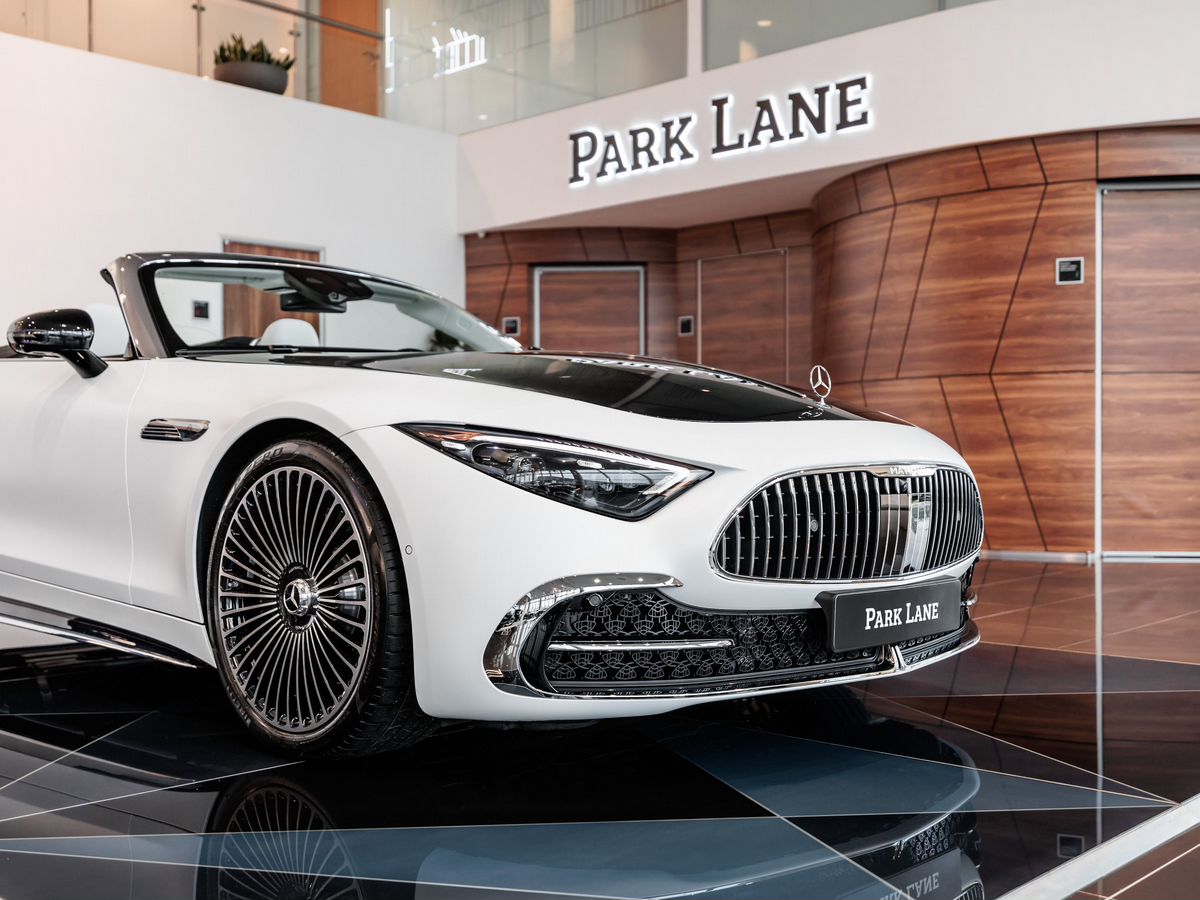 Mercedes-Benz Maybach SL 4.0 AT (585 л.с.) 4WD