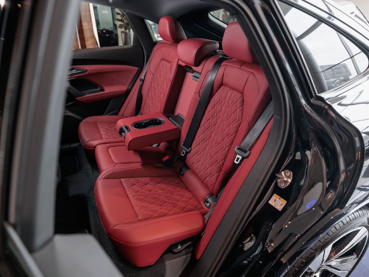 Audi SQ5 Sportback II 3.0 AMT (367 л.с.) 4WD