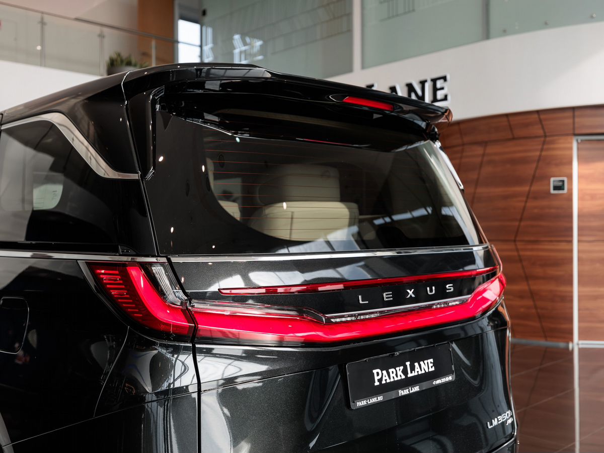 Lexus LM II 350h 2.5hyb CVT (250 л.с.) 4WD