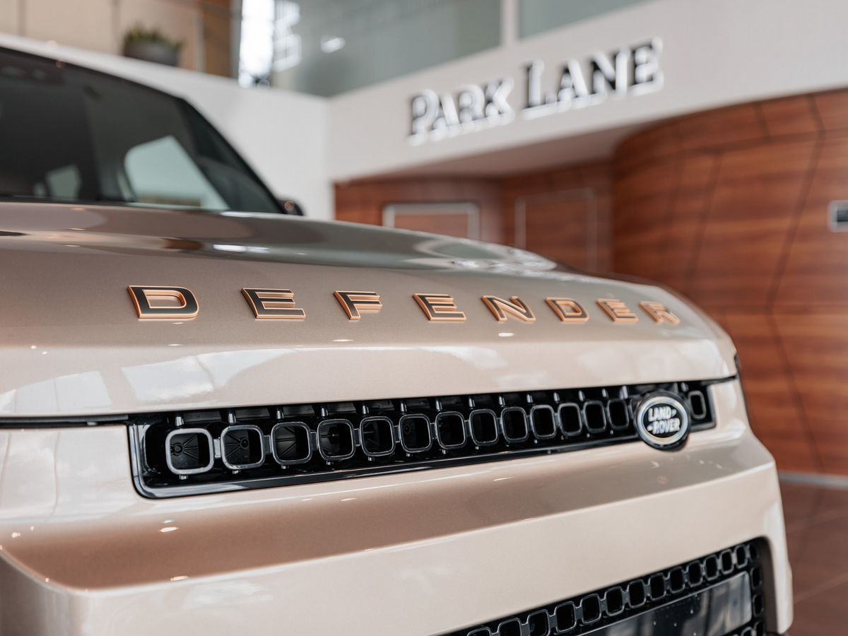 Land Rover Defender II Octa 4.4 AT (635 л.с.) 4WD