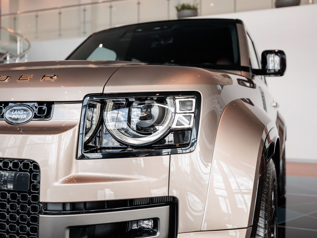 Land Rover Defender II Octa 4.4 AT (635 л.с.) 4WD