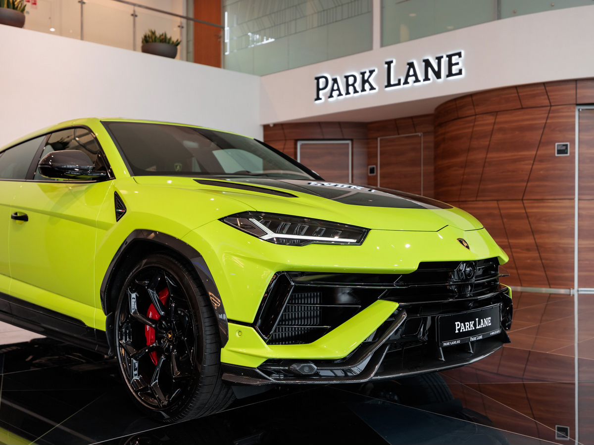 Lamborghini Urus I Рестайлинг Performante 4.0 AT (666 л.с.) 4WD