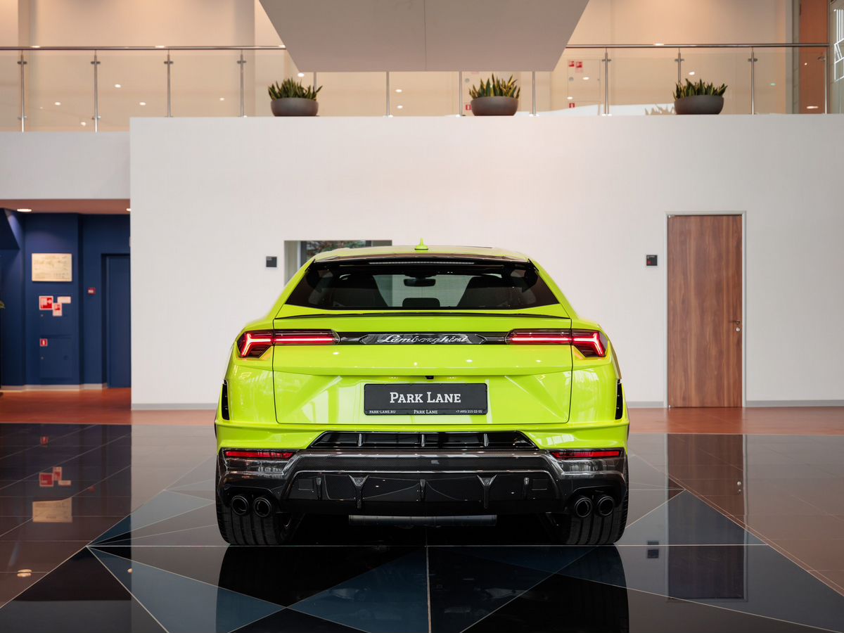 Lamborghini Urus I Рестайлинг Performante 4.0 AT (666 л.с.) 4WD
