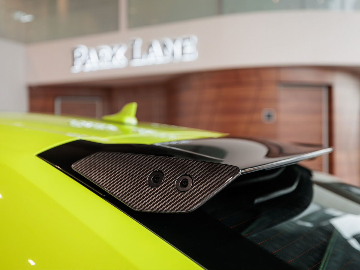 Lamborghini Urus I Рестайлинг Performante 4.0 AT (666 л.с.) 4WD