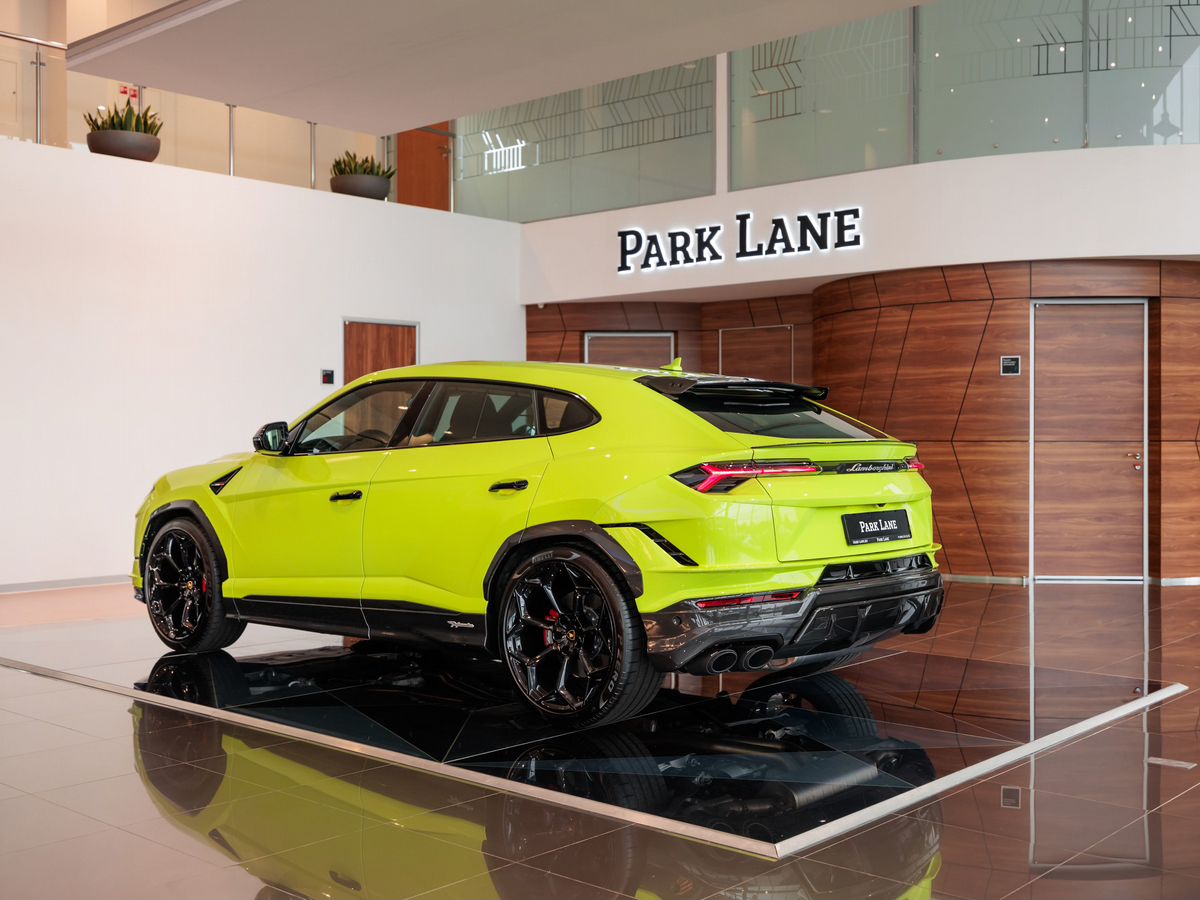 Lamborghini Urus I Рестайлинг Performante 4.0 AT (666 л.с.) 4WD