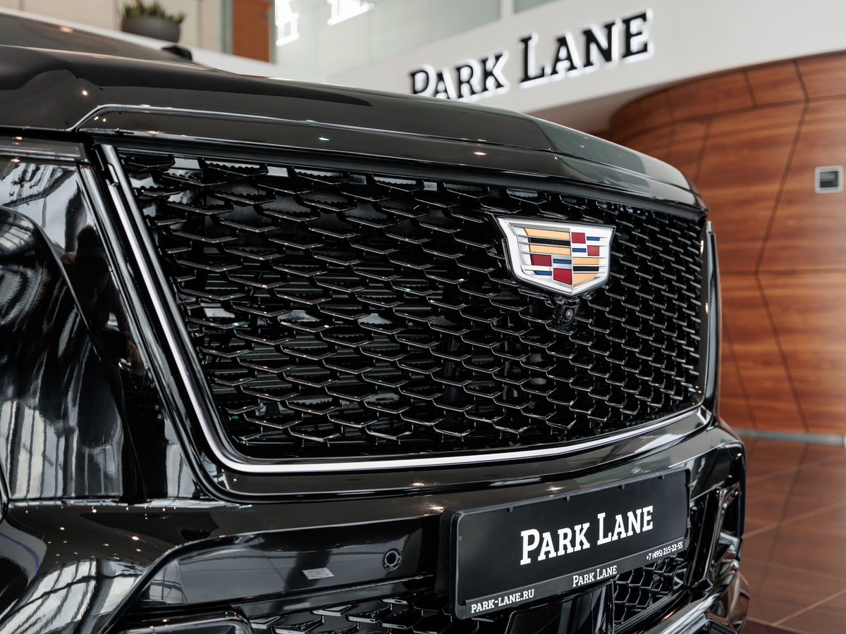 Cadillac Escalade-V I Рестайлинг 6.2 AT (682 л.с.) 4WD