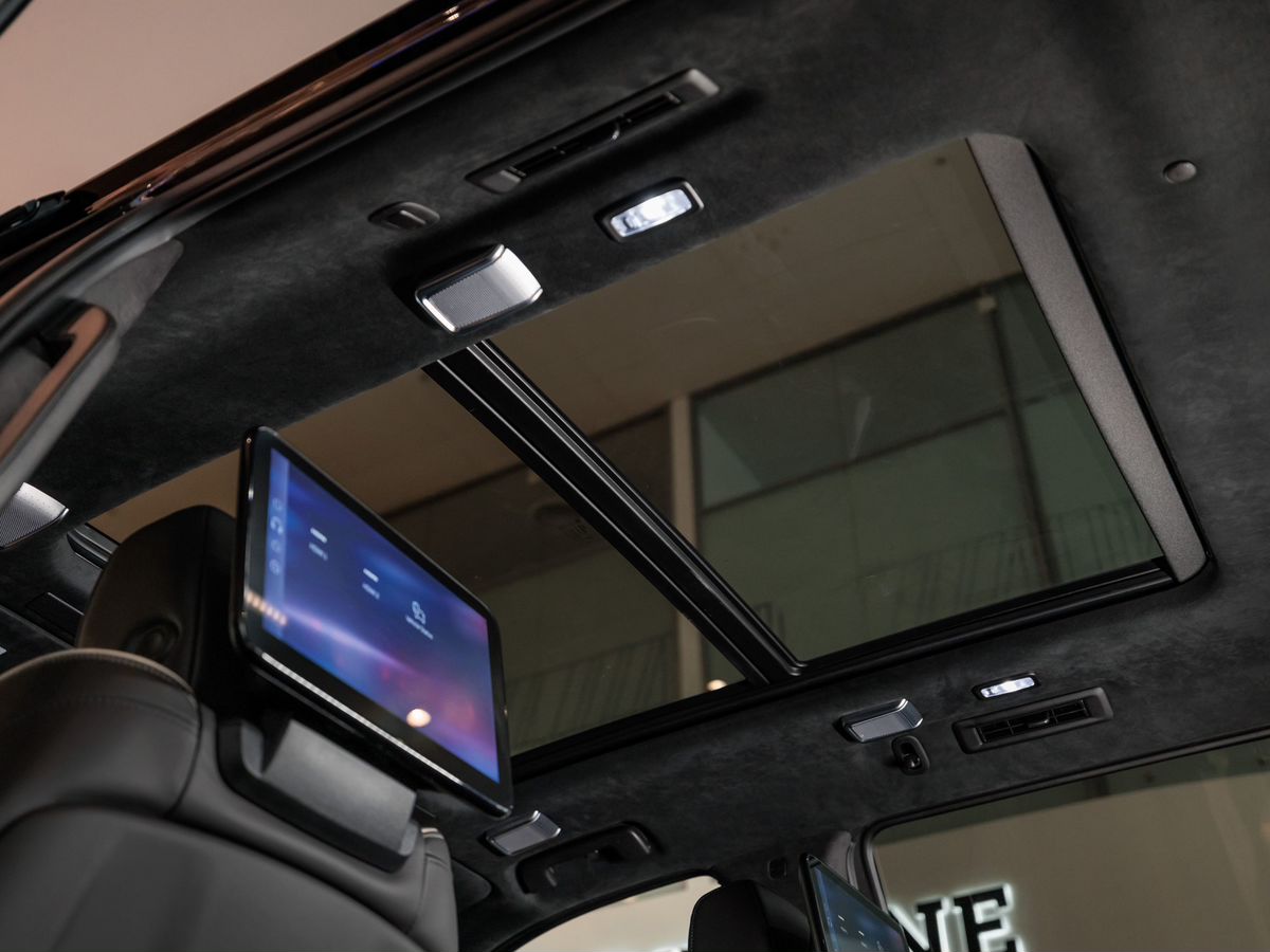 Cadillac Escalade-V I Рестайлинг 6.2 AT (682 л.с.) 4WD