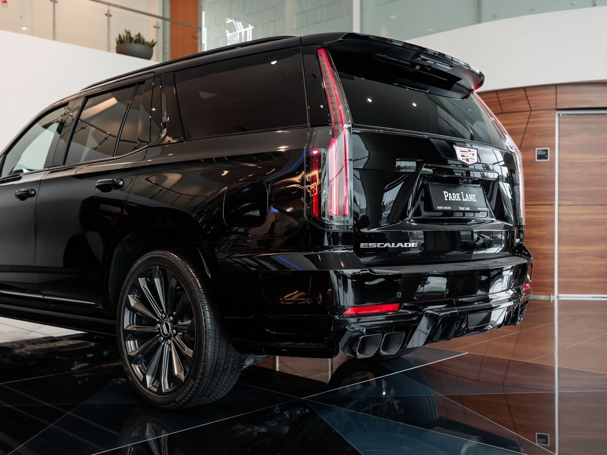 Cadillac Escalade-V I Рестайлинг 6.2 AT (682 л.с.) 4WD