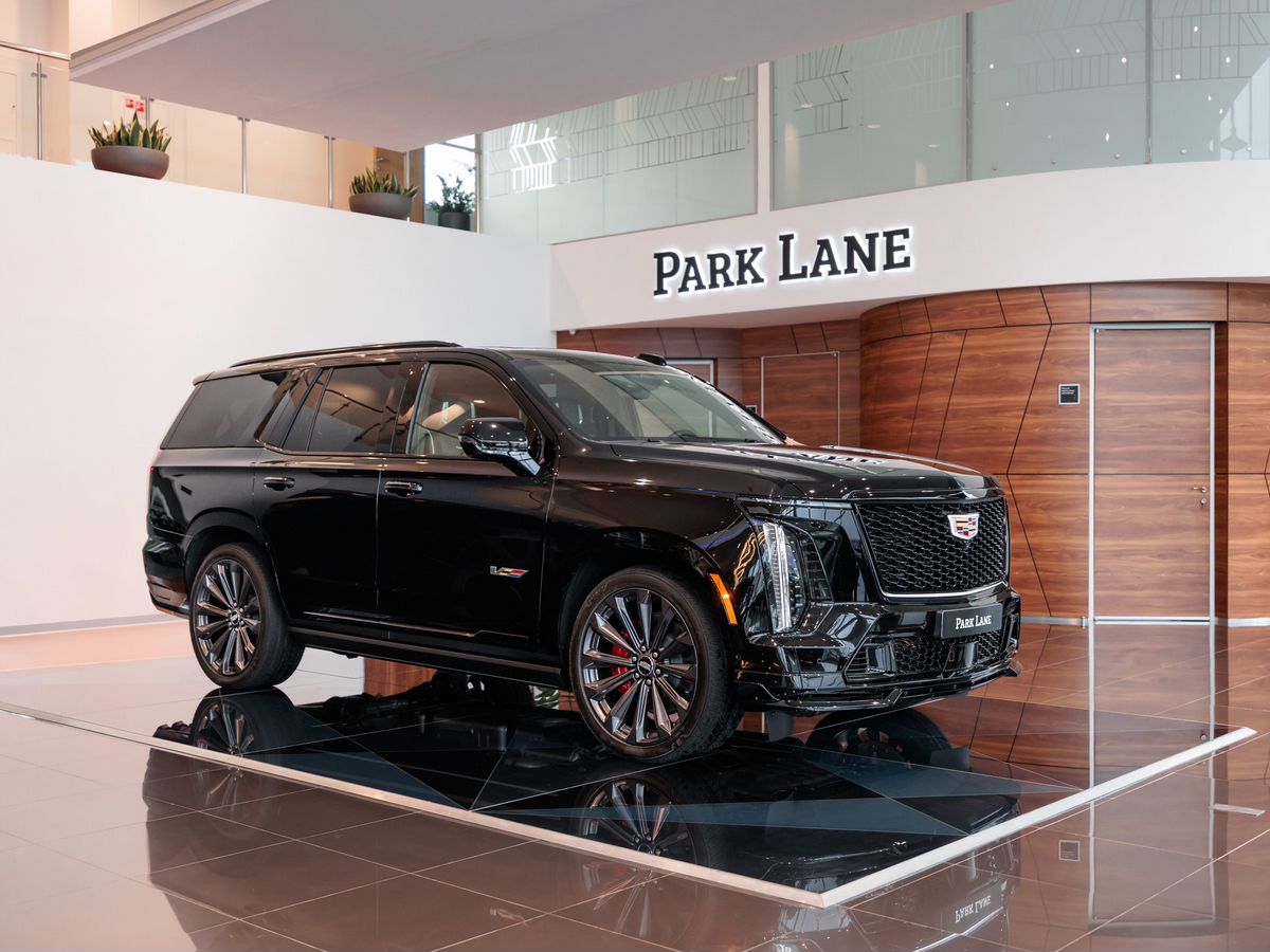 Cadillac Escalade-V I Рестайлинг 6.2 AT (682 л.с.) 4WD