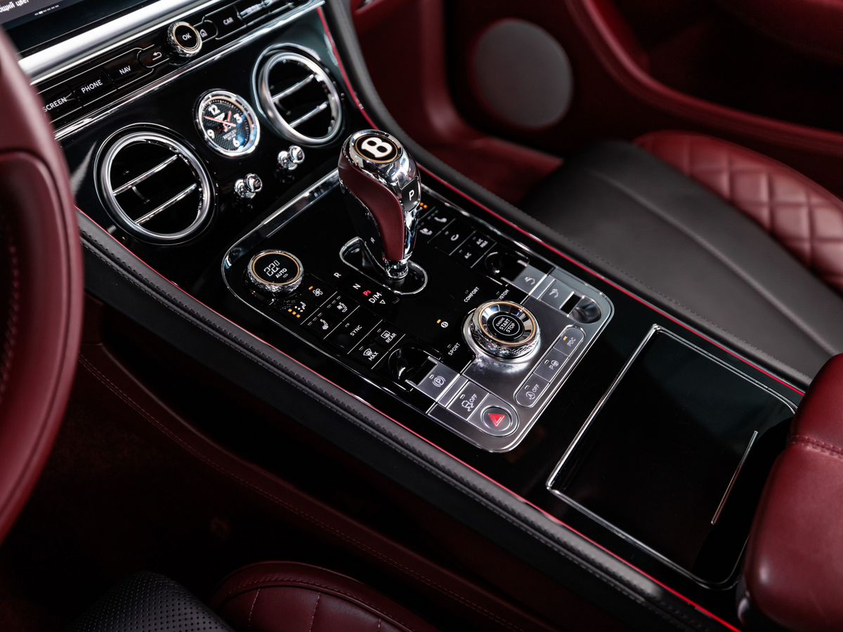 Bentley Continental GT III 6.0 AMT (635 л.с.) 4WD