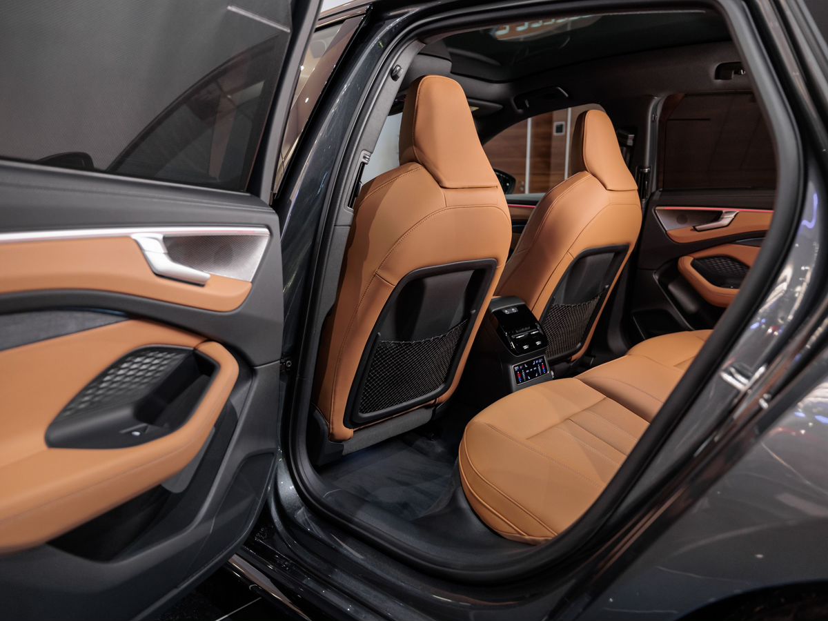 Audi A6 VI (C9) 3.0 AMT (367 л.с.) 4WD