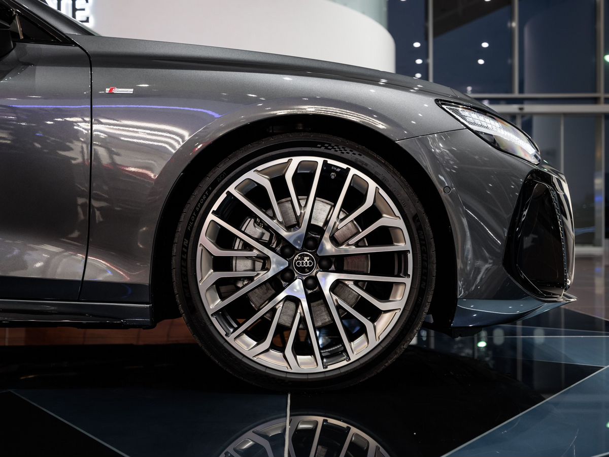 Audi A6 VI (C9) 3.0 AMT (367 л.с.) 4WD