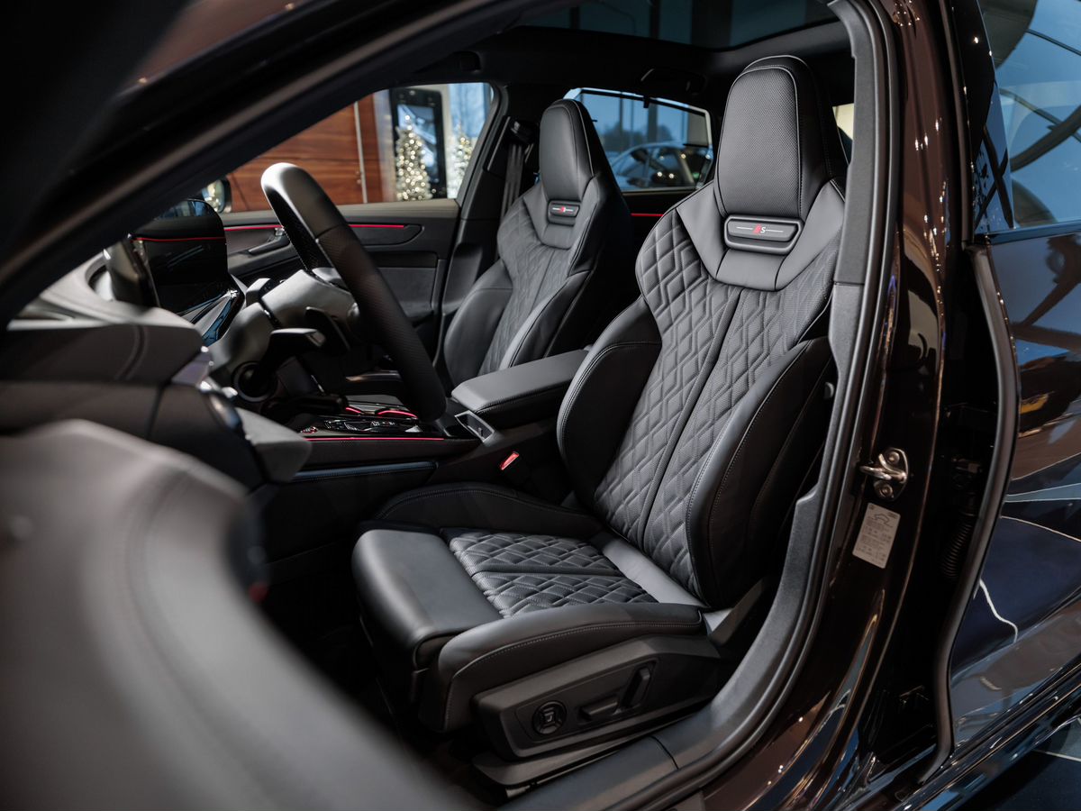 Audi A6 VI (C9) 3.0 AMT (367 л.с.) 4WD