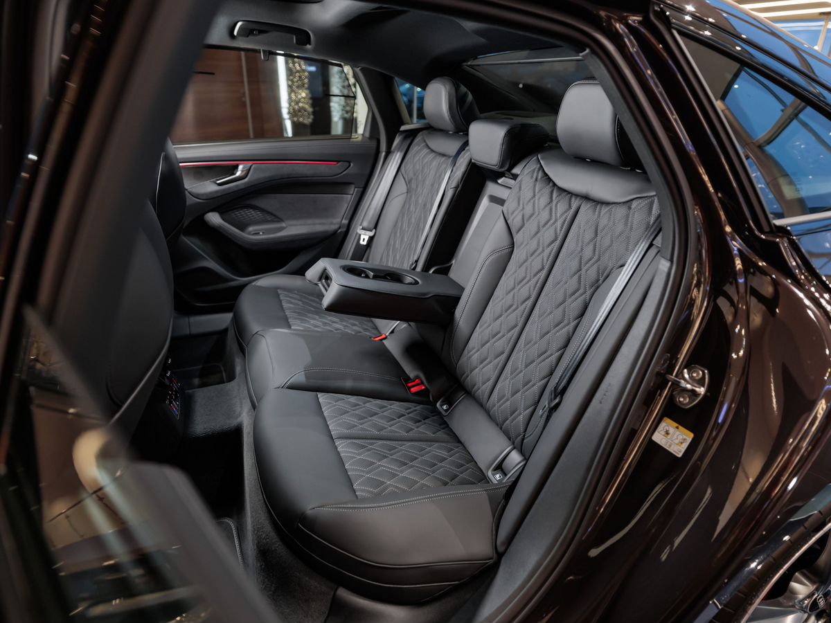 Audi A6 VI (C9) 3.0 AMT (367 л.с.) 4WD