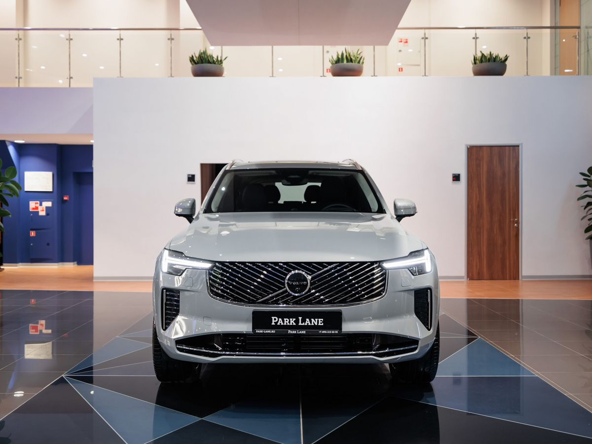 Volvo XC90 II Рестайлинг 2 T8 2.0hyb AT (455 л.с.) 4WD