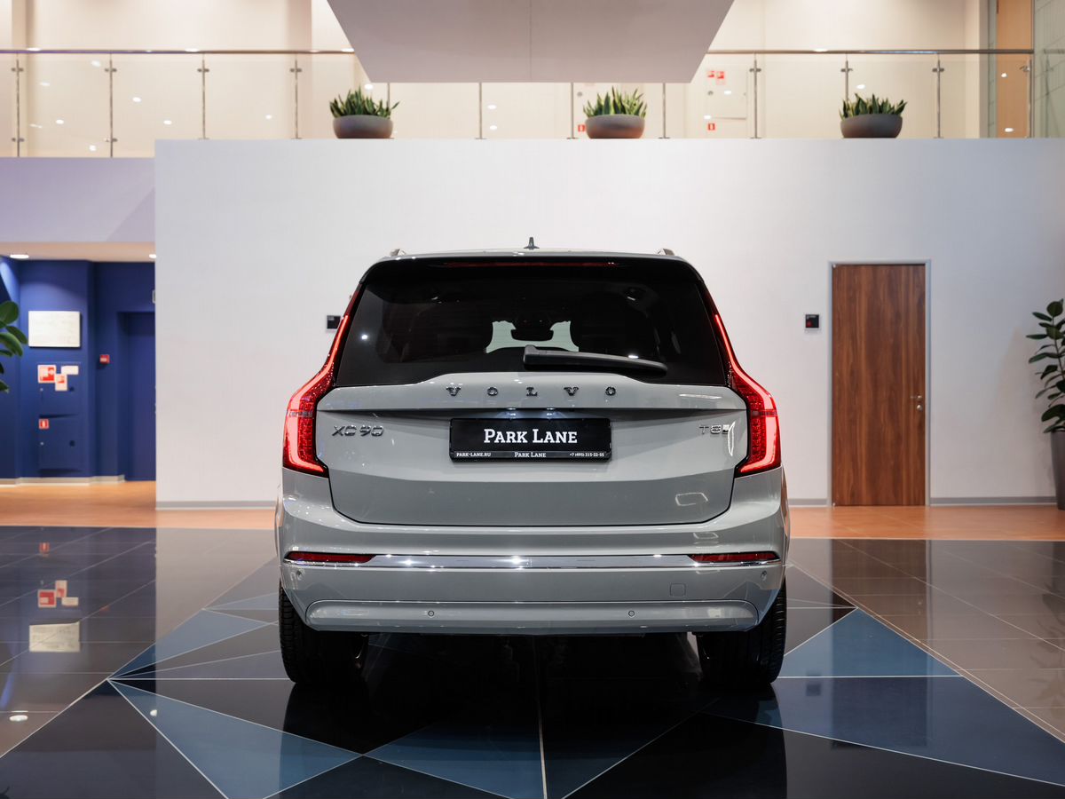 Volvo XC90 II Рестайлинг 2 T8 2.0hyb AT (455 л.с.) 4WD