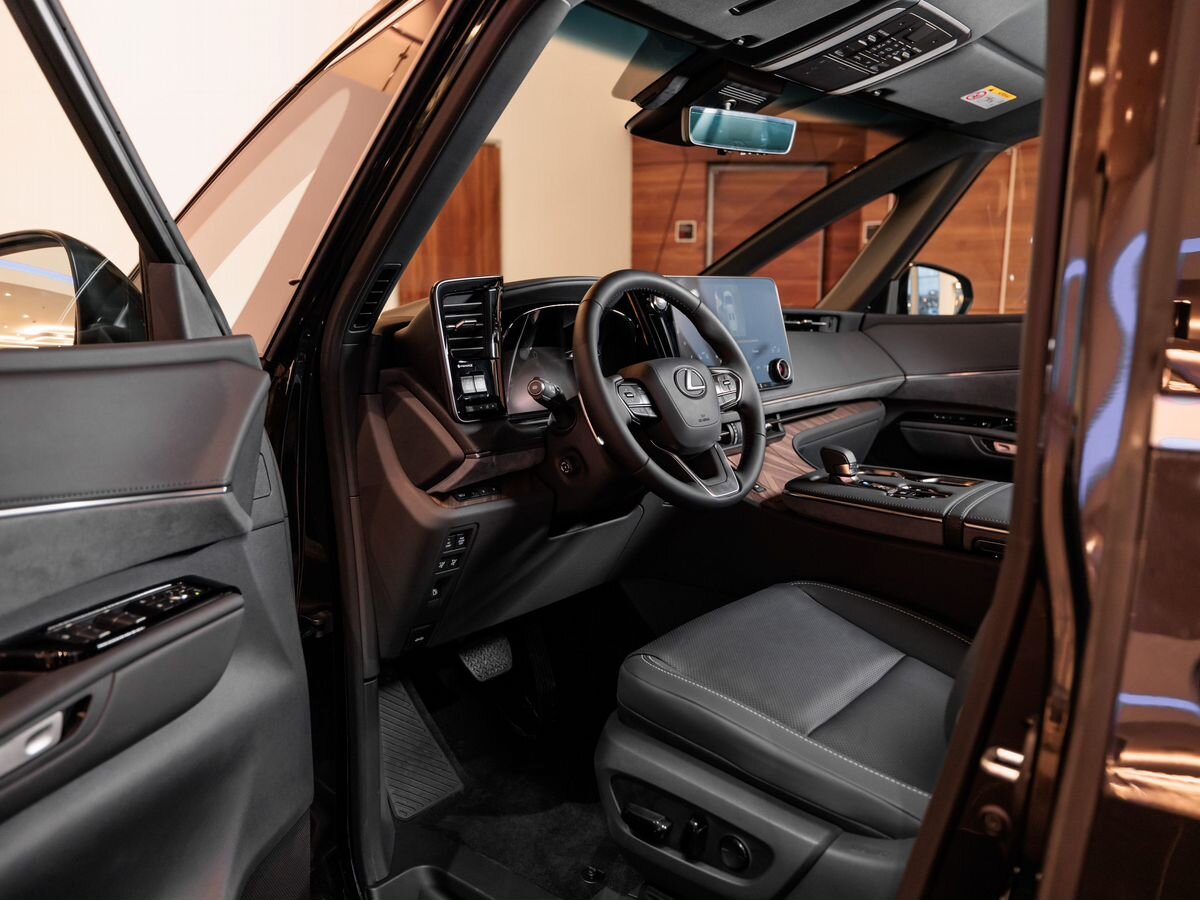 Lexus LM II 350h 2.5hyb CVT (250 л.с.) 4WD