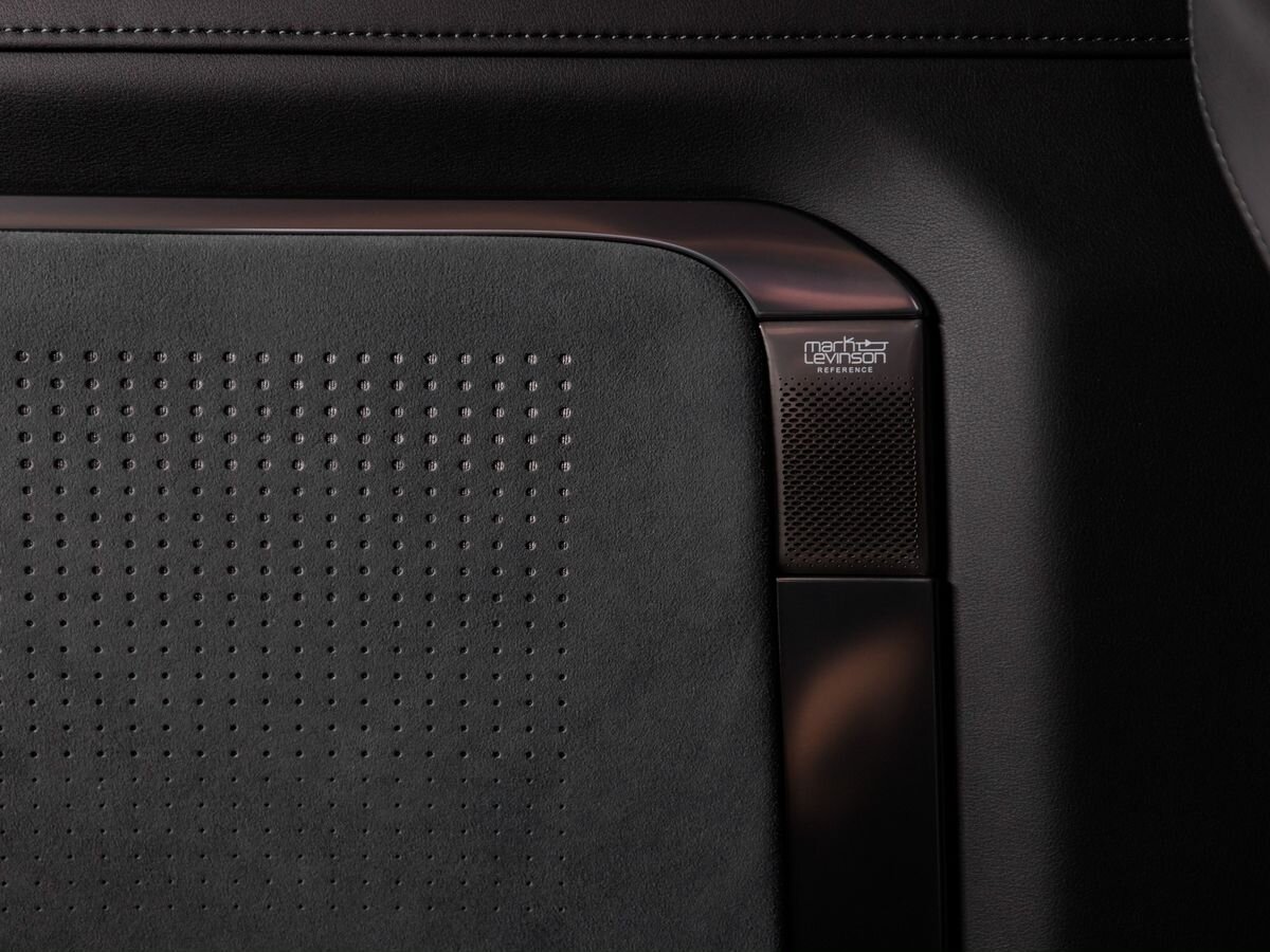 Lexus LM II 350h 2.5hyb CVT (250 л.с.) 4WD