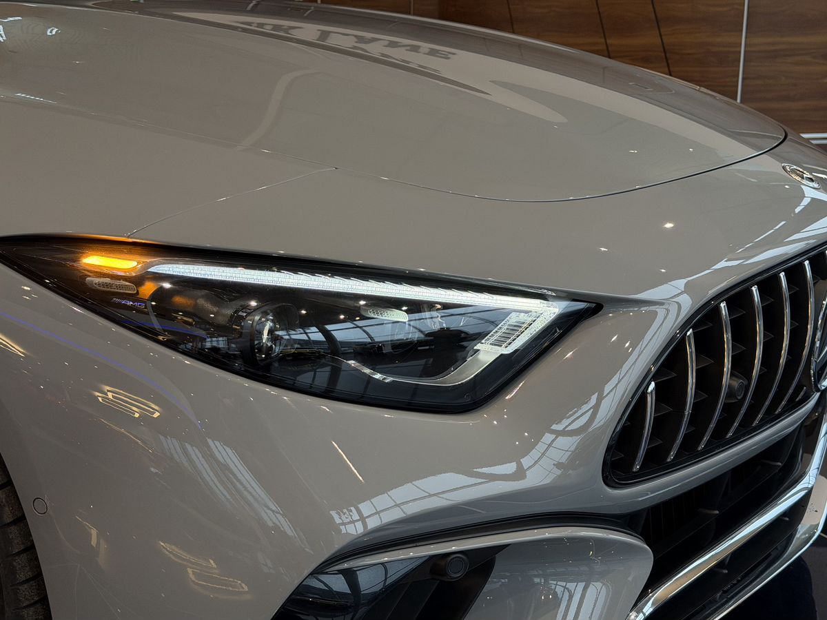 Mercedes-Benz SL-Класс AMG IV (R232) 55 AMG 4.0 AT (476 л.с.) 4WD