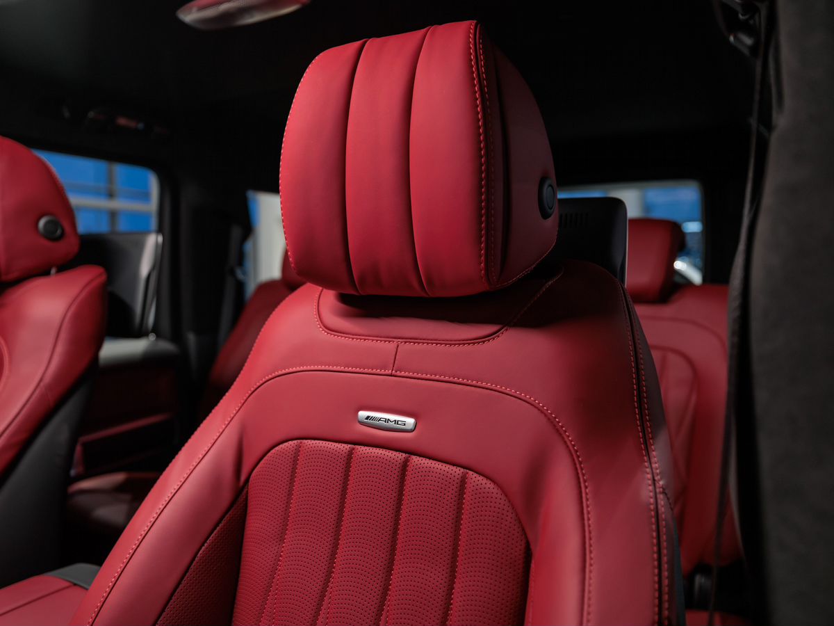 Mercedes-Benz G-Класс AMG II (W465) Рестайлинг 63 AMG 4.0 AT (585 л.с.) 4WD