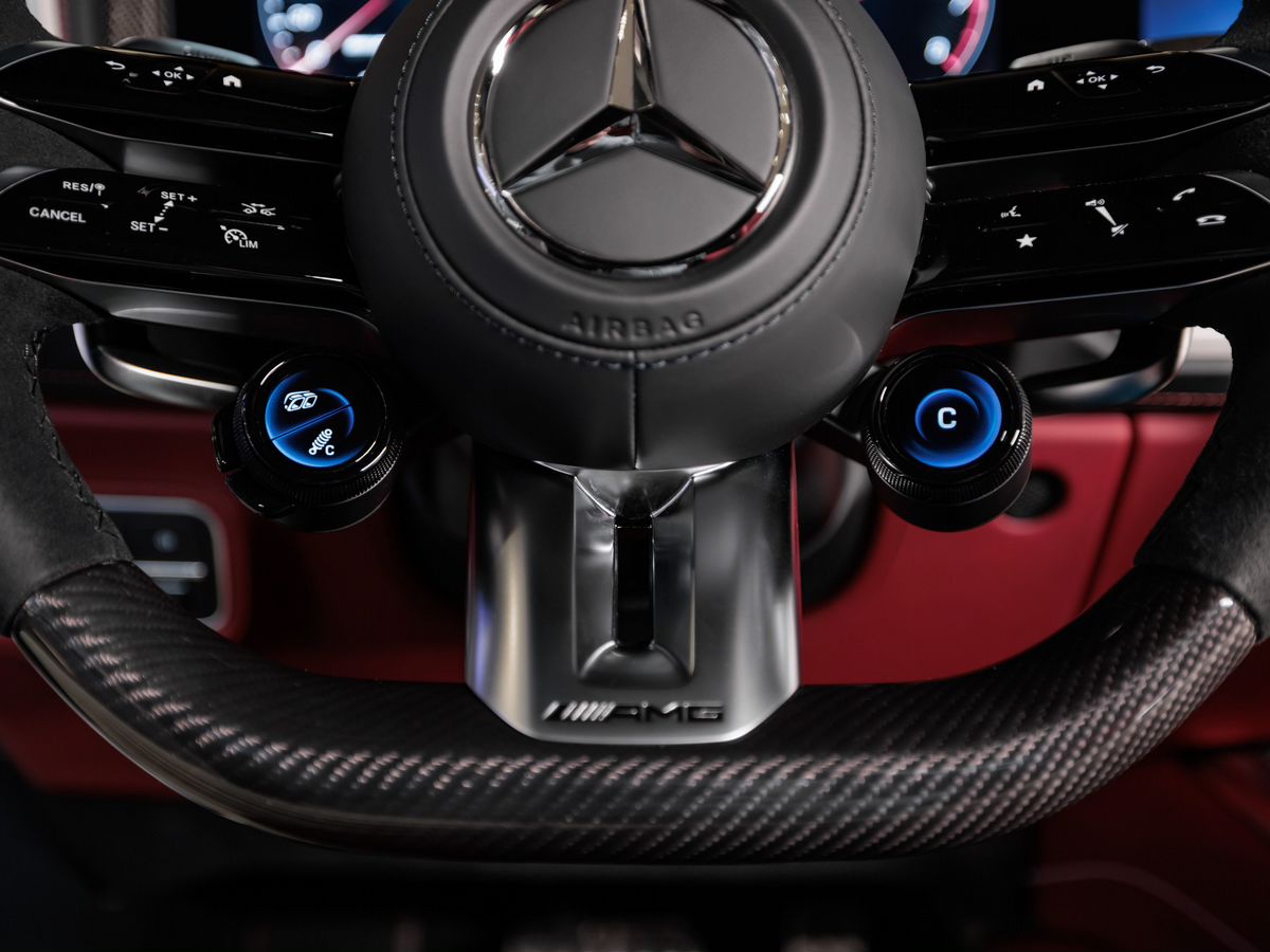 Mercedes-Benz G-Класс AMG II (W465) Рестайлинг 63 AMG 4.0 AT (585 л.с.) 4WD