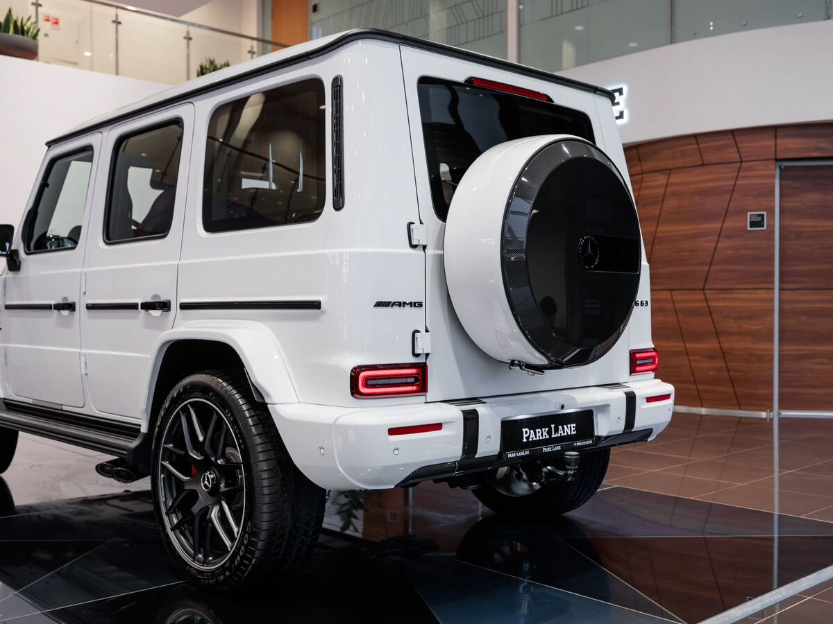 Mercedes-Benz G-Класс AMG II (W465) Рестайлинг 63 AMG 4.0 AT (585 л.с.) 4WD