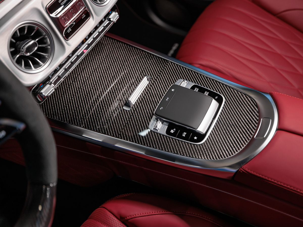 Mercedes-Benz G-Класс AMG II (W465) Рестайлинг 63 AMG 4.0 AT (585 л.с.) 4WD