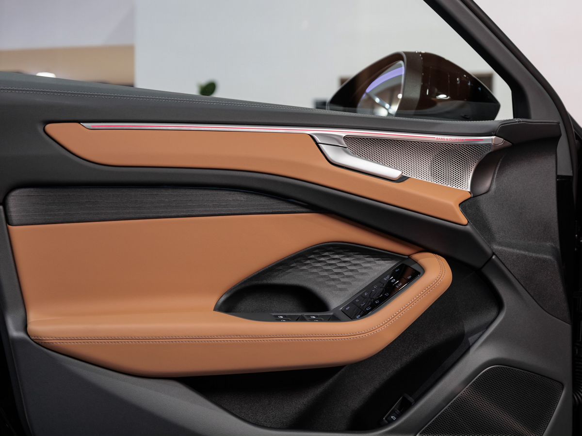 Audi A6 VI (C9) 3.0 AMT (367 л.с.) 4WD