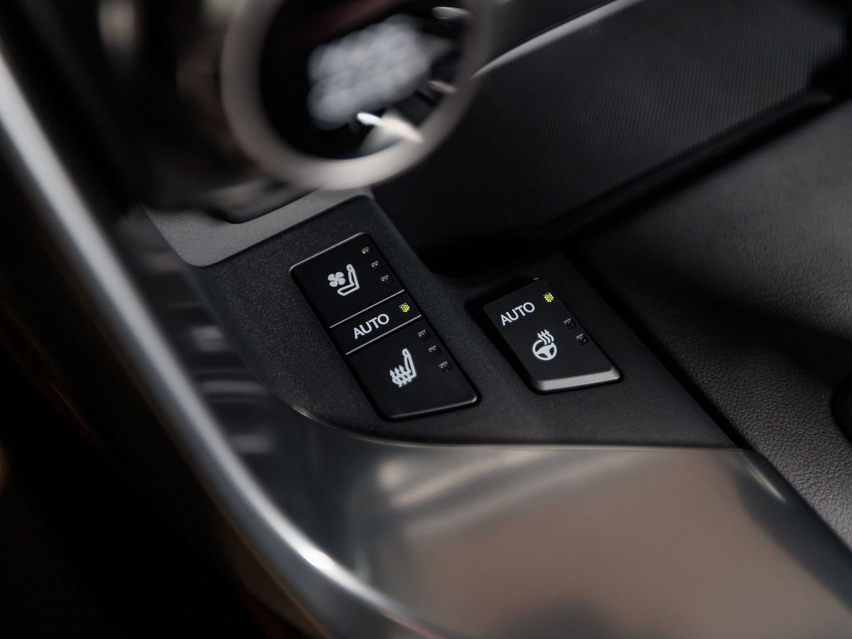 Lexus LX IV 700h 3.4hyb AT (457 л.с.) 4WD