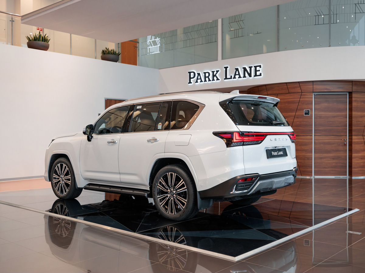 Lexus LX IV 700h 3.4hyb AT (457 л.с.) 4WD