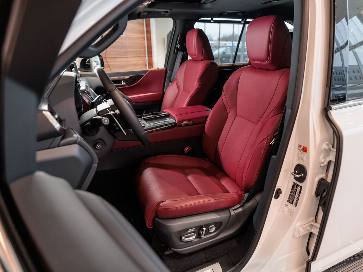 Lexus LX IV 700h 3.4hyb AT (457 л.с.) 4WD