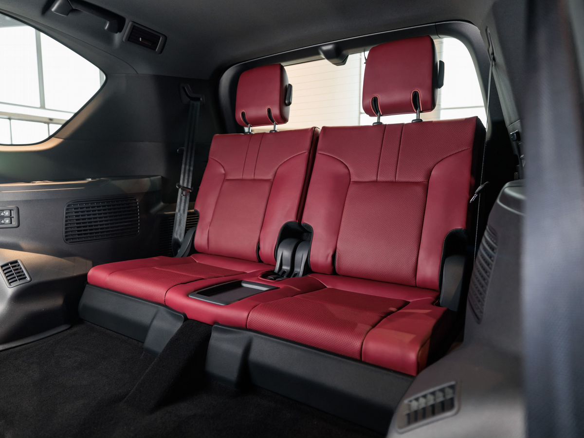 Lexus LX IV 700h 3.4hyb AT (457 л.с.) 4WD