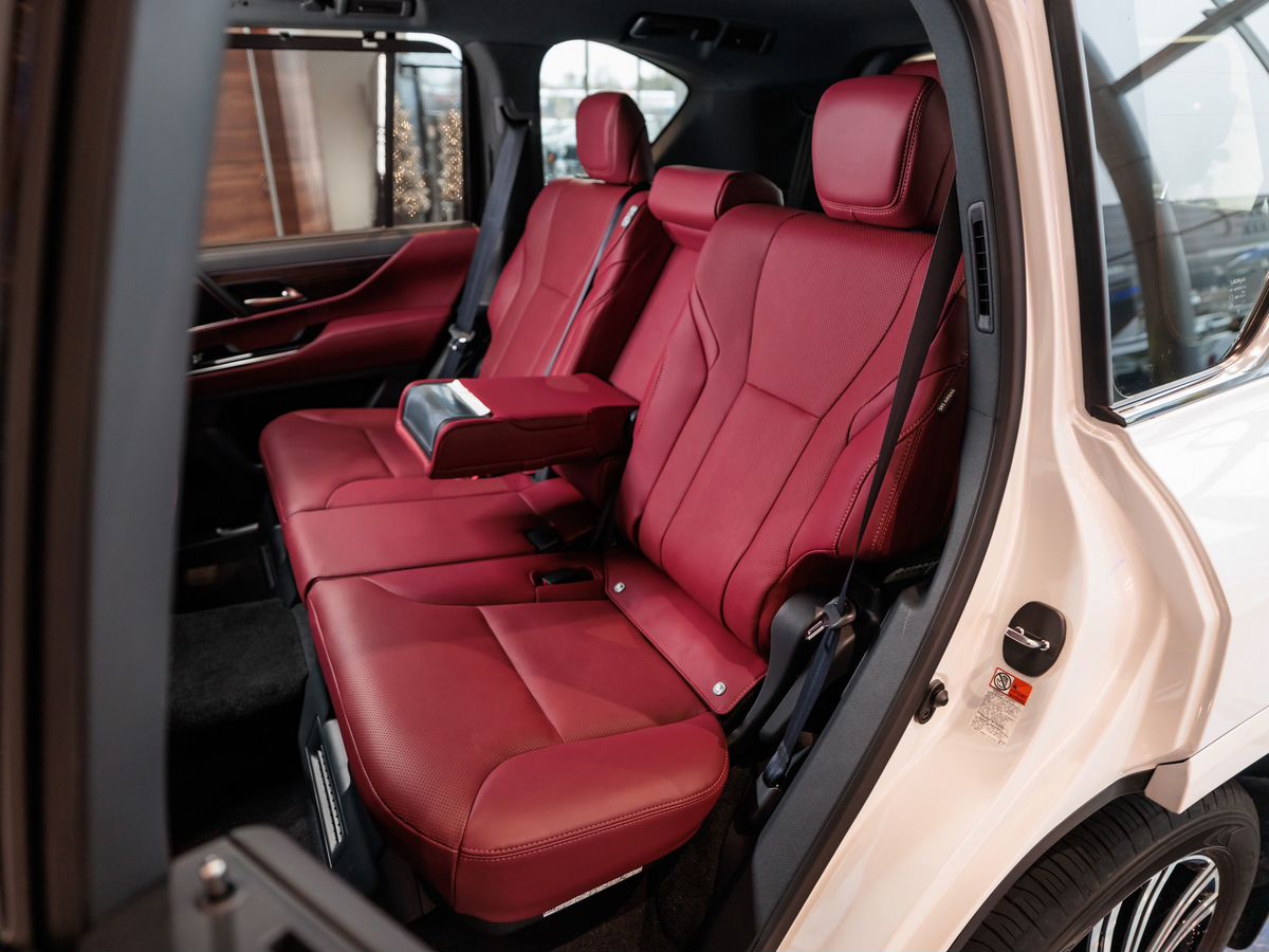 Lexus LX IV 700h 3.4hyb AT (457 л.с.) 4WD