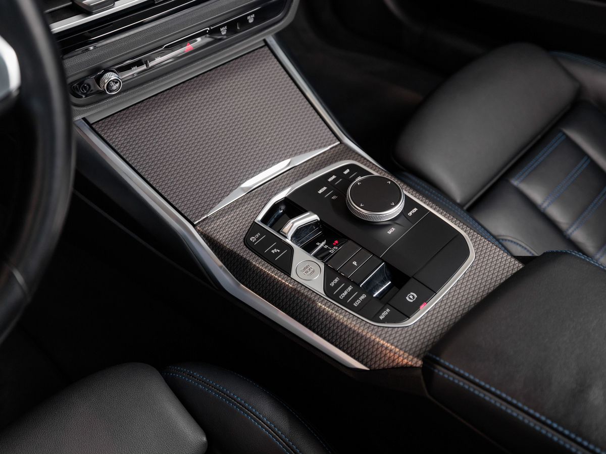 BMW 3 серии VII (G2x) Рестайлинг 320d xDrive 2.0d AT (190 л.с.) 4WD