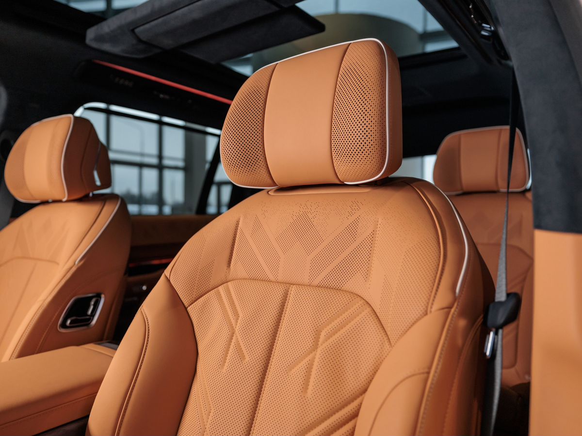 Zeekr 9X 55 kWh 2.0hyb AT (898 л.с.) 4WD