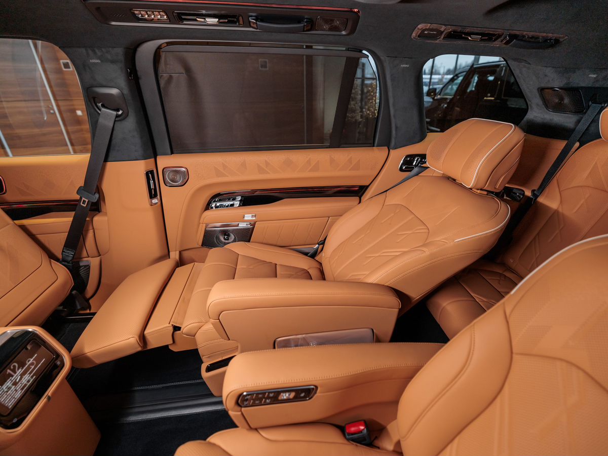 Zeekr 9X 55 kWh 2.0hyb AT (898 л.с.) 4WD