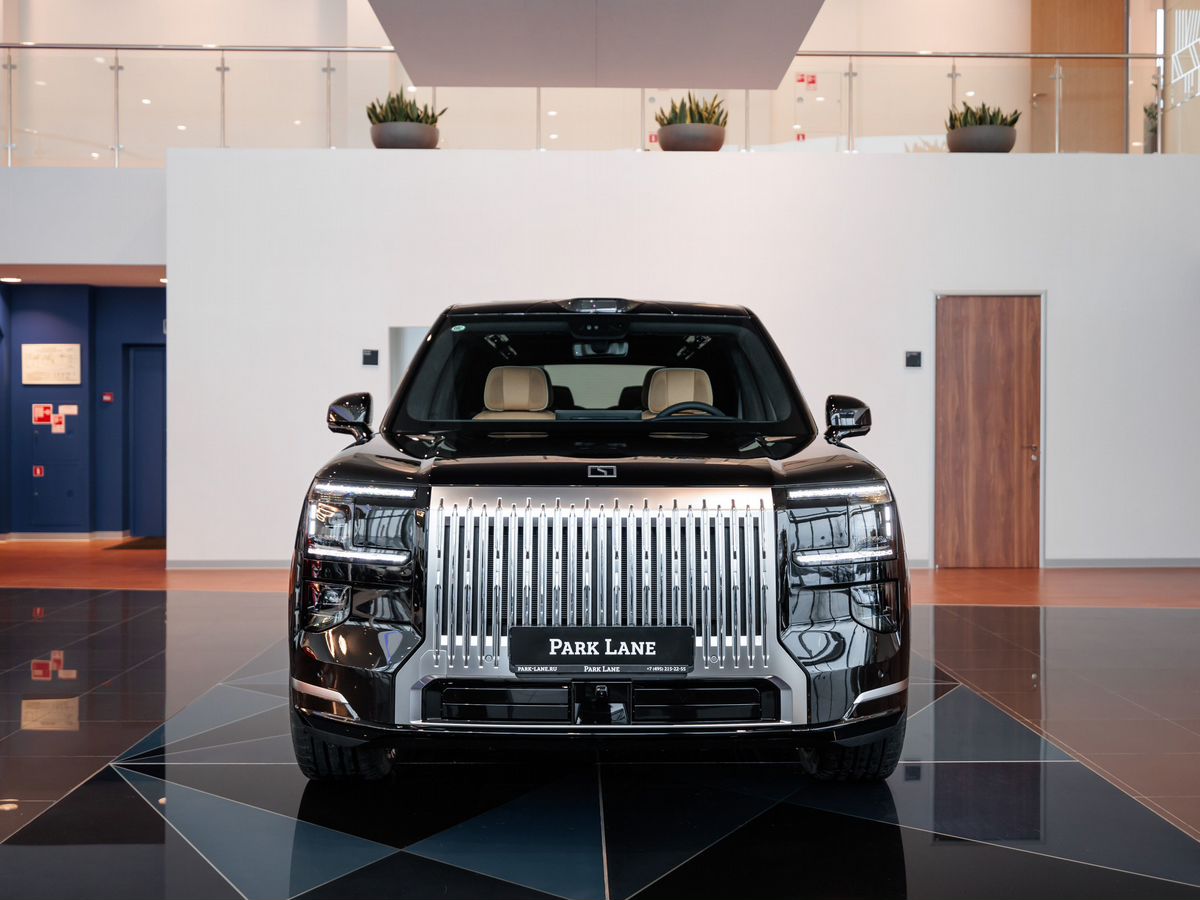 Zeekr 9X 55 kWh 2.0hyb AT (898 л.с.) 4WD