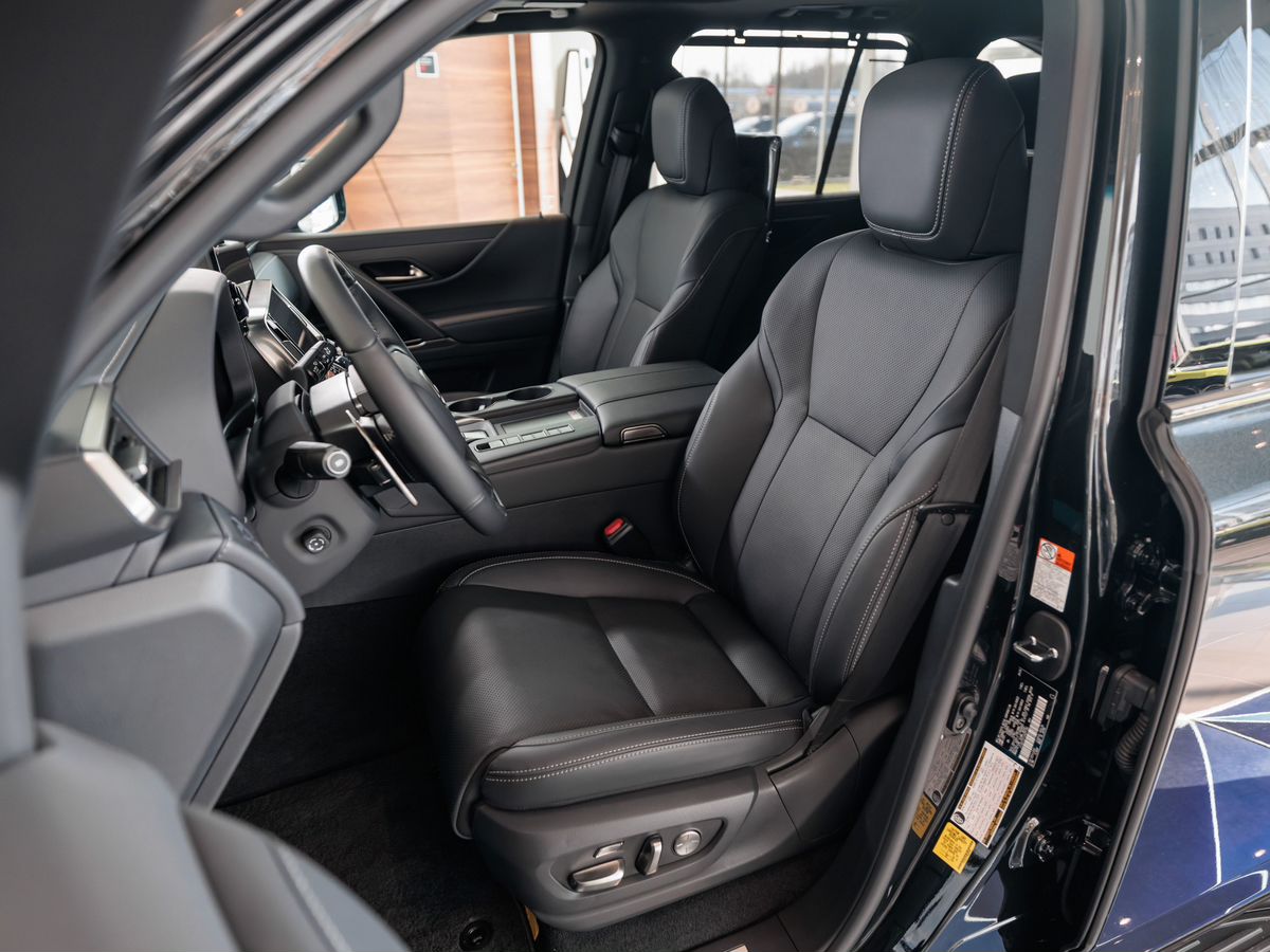 Lexus LX IV 700h 3.4hyb AT (457 л.с.) 4WD