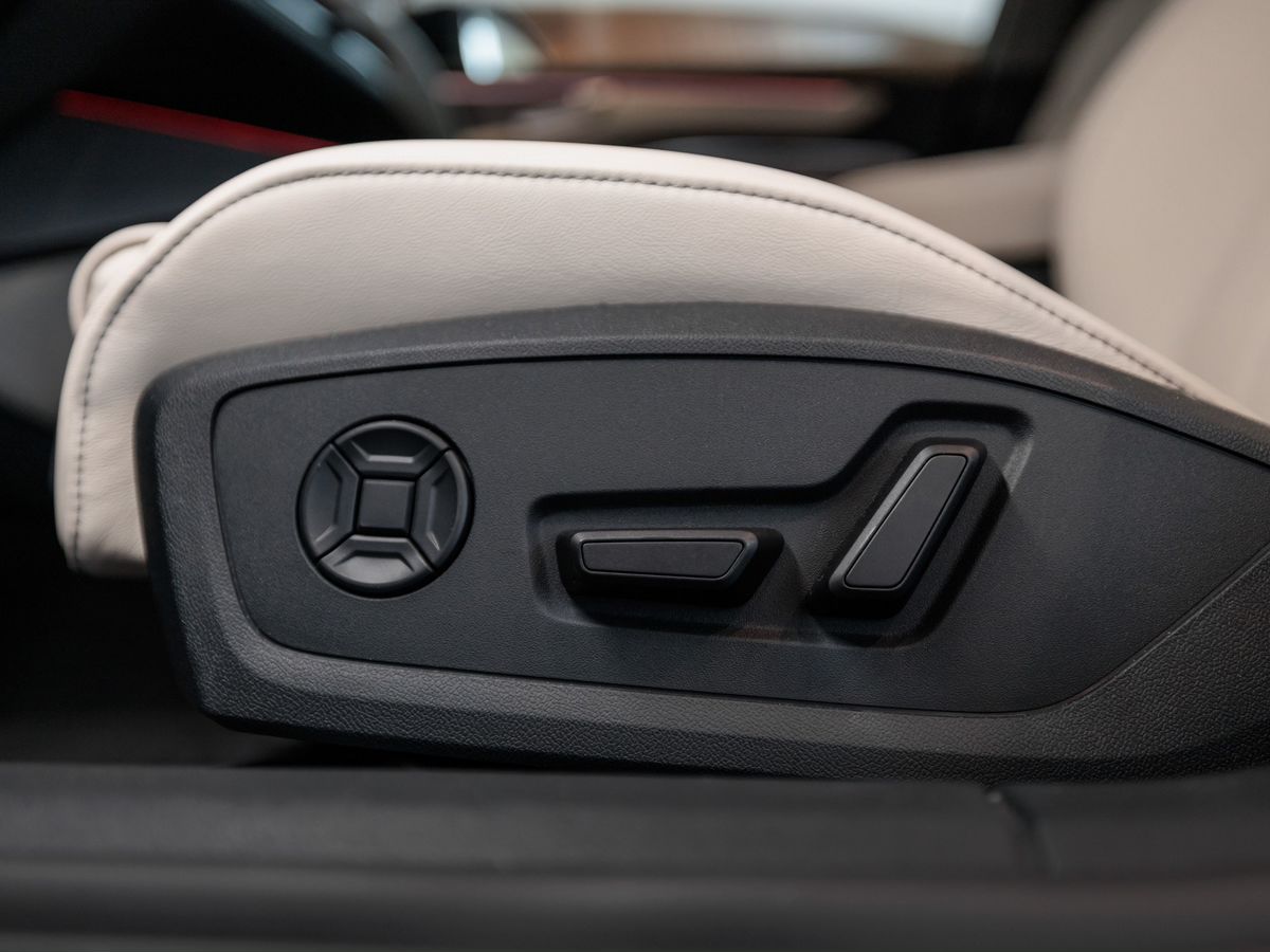 Audi A6 VI (C9) 2.0d AMT (204 л.с.) 4WD