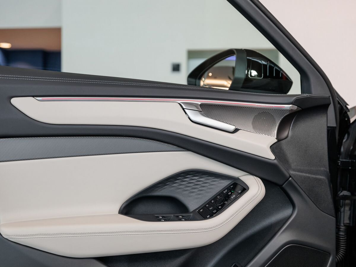 Audi A6 VI (C9) 2.0d AMT (204 л.с.) 4WD