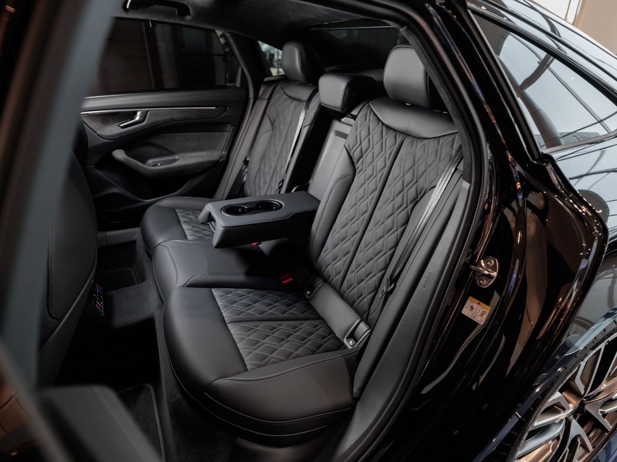 Audi A6 VI (C9) 3.0 AMT (367 л.с.) 4WD