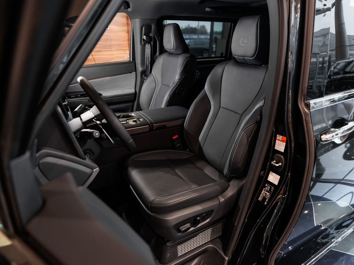 Lexus LM II 350h 2.5hyb CVT (250 л.с.) 4WD